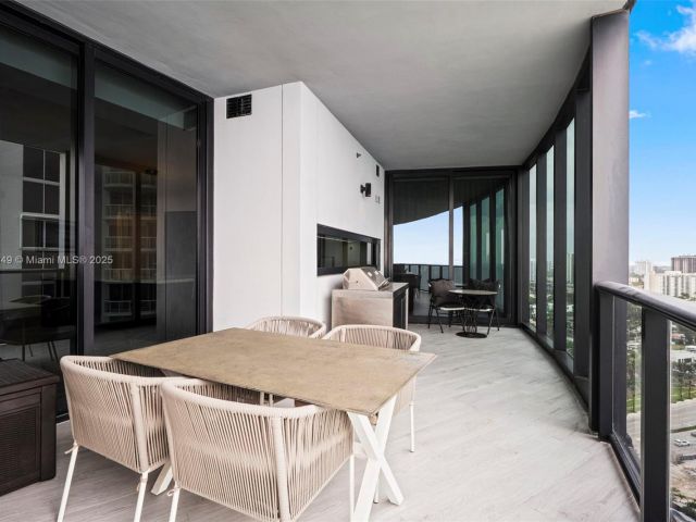 Apartment for sale  Unit #2105 - photo 6858700