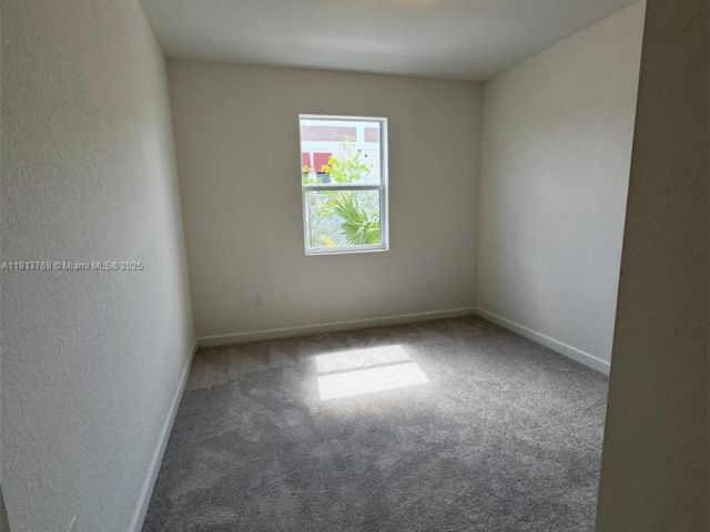 Home for rent at 136 SW 184 WAY 136 - photo 6104911