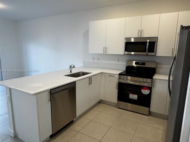 Home for rent at 136 SW 184 WAY 136 - photo 6104923