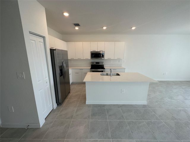 Home for sale at 2437 NW 131st Cir - photo 6105559