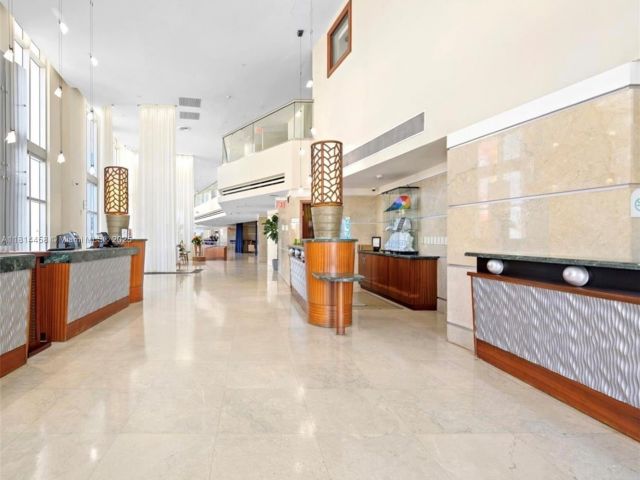 Apartment for sale  Unit #2510 - photo 6108014