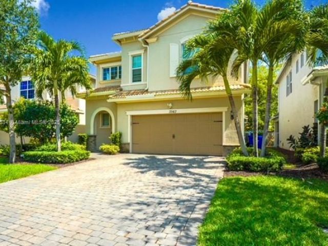 Home for sale at 3943 Mahogany Ln - photo 6104864