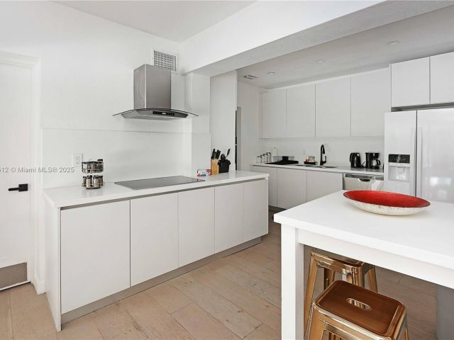 Home for rent at 1109 NE 89th St 0 - photo 6105966