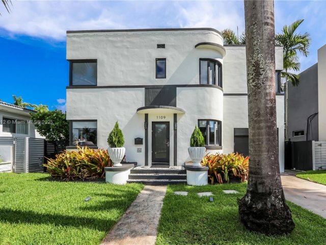 Home for rent at 1109 NE 89th St 0 - photo 6105984