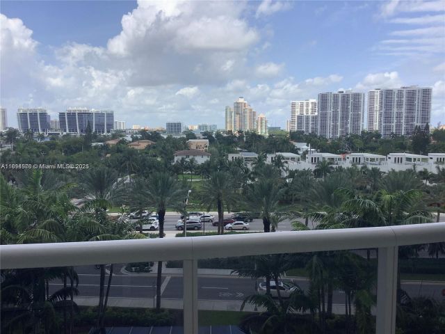 Apartment for rent  Unit #706 - photo 6107934