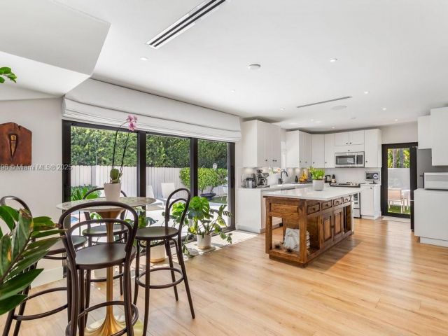 Home for sale at 600 Allendale Rd - photo 6196065