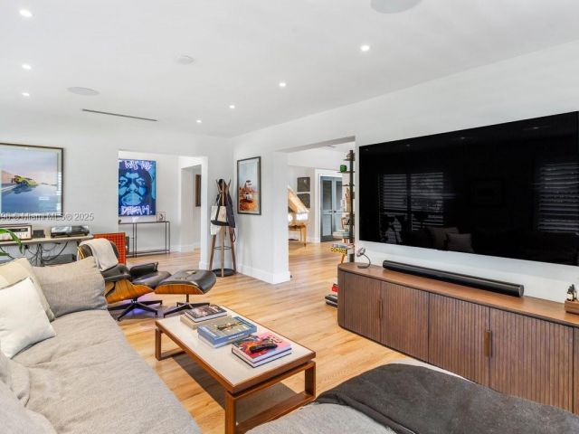 Home for sale at 600 Allendale Rd - photo 6196077