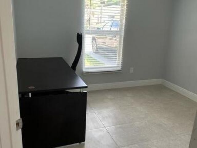 Home for rent at 723 20th Street - photo 6744953