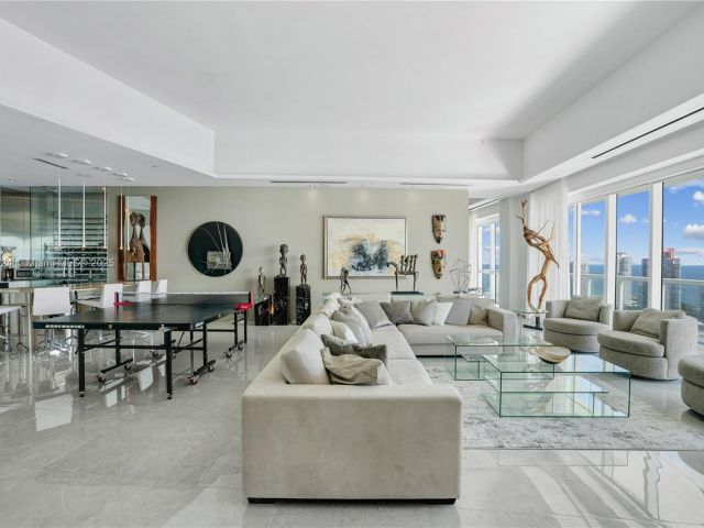 Apartment for sale  Unit #PH1 - photo 6109643