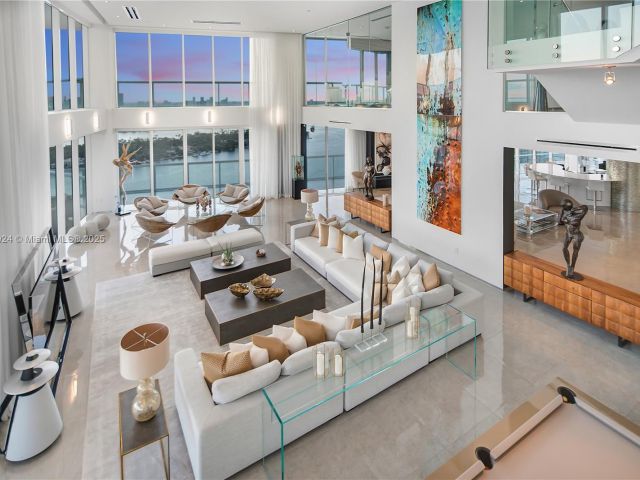 Apartment for sale  Unit #PH1 - photo 6109646