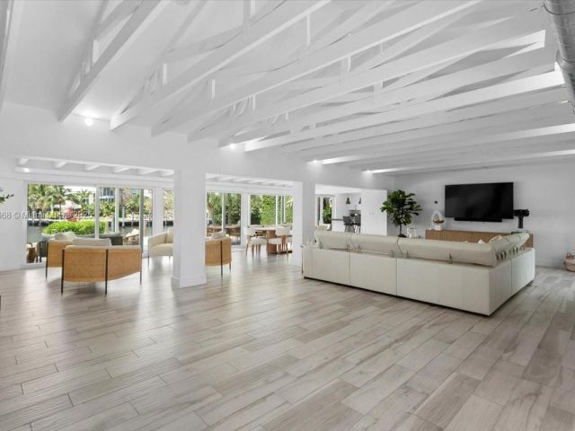 Home for sale at 1140 San Pedro Ave - photo 6110244