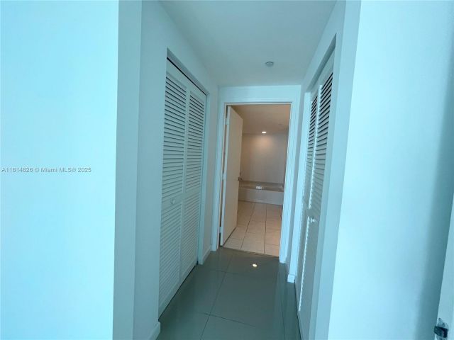 Apartment for rent  Unit #1907 - photo 6110396