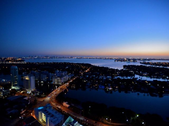 Apartment for rent  Unit #3908 - photo 6112185