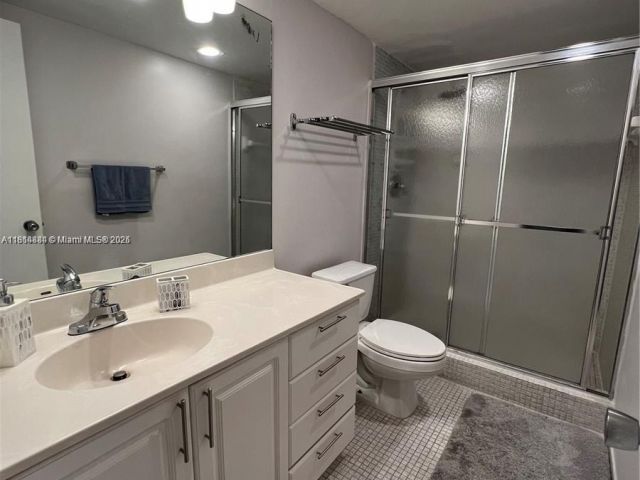 Apartment for rent  Unit #818 - photo 6111364