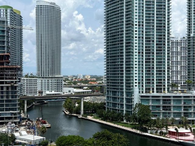 Apartment for rent  Unit #1801 - photo 6110015