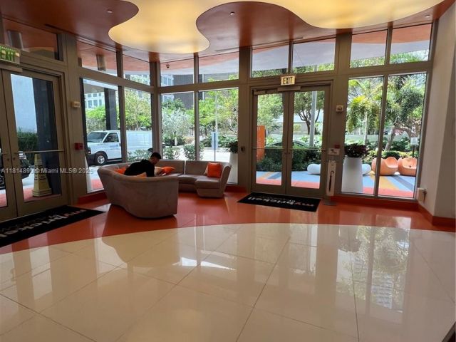 Apartment for rent  Unit #1801 - photo 6110022