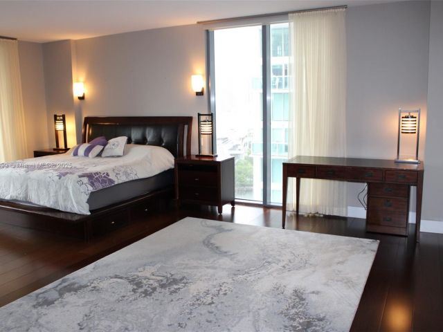 Apartment for rent  Unit #1801 - photo 6181753