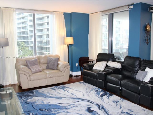 Apartment for rent  Unit #1801 - photo 6181757