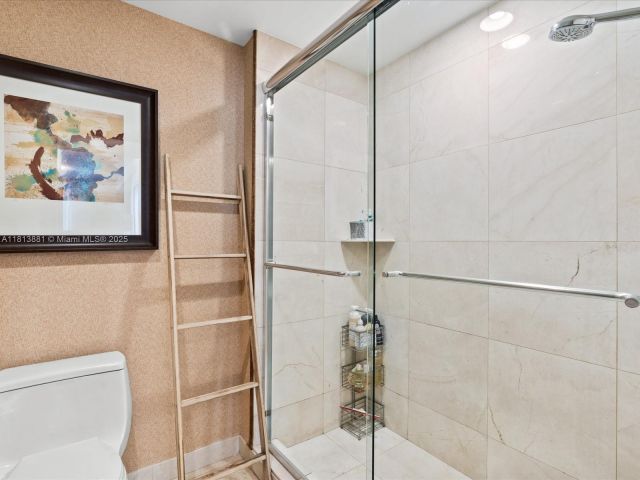Apartment for sale  Unit #2103 - photo 6111524