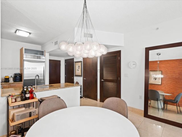 Apartment for sale  Unit #2103 - photo 6111534