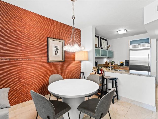 Apartment for sale  Unit #2103 - photo 6111535