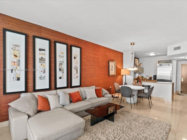 Apartment for sale  Unit #2103 - photo 6111537