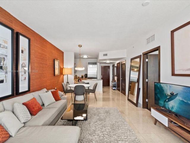 Apartment for sale  Unit #2103 - photo 6111538