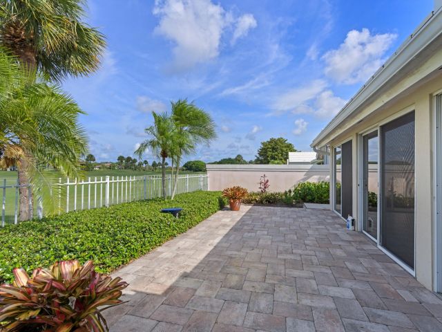 Home for sale at 1415 Bear Island Drive - photo 6126126