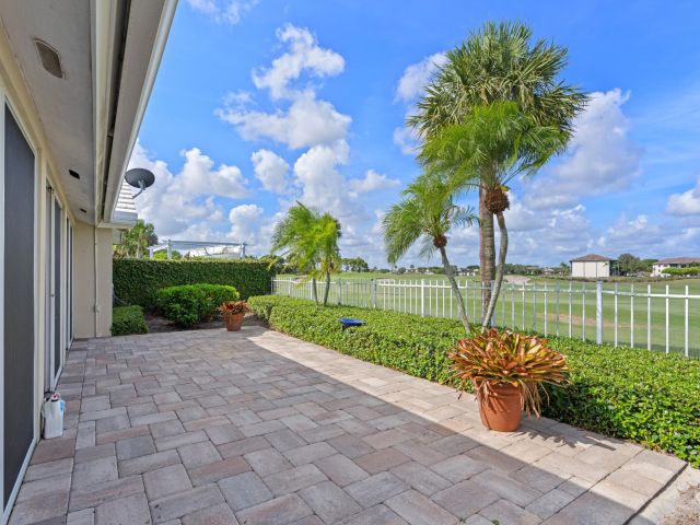 Home for sale at 1415 Bear Island Drive - photo 6126128