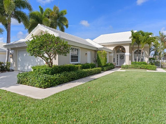 Home for sale at 1415 Bear Island Drive - photo 6126141