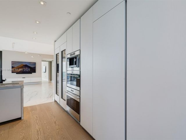 Apartment for sale  Unit #S1801 - photo 6111818