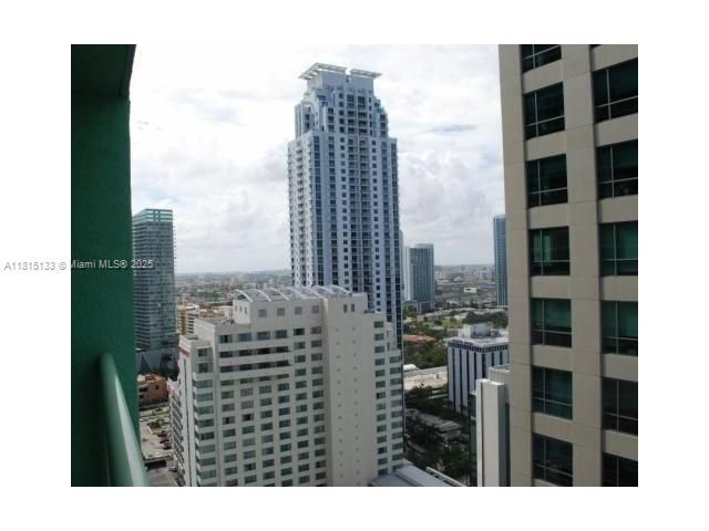 Apartment for sale  Unit #3316 - photo 6143287