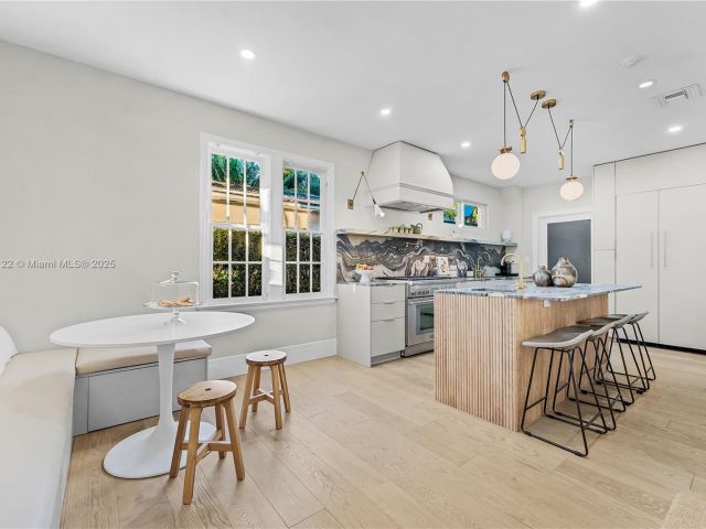 Home for sale at 3747 Royal Palm Ave - photo 6109573