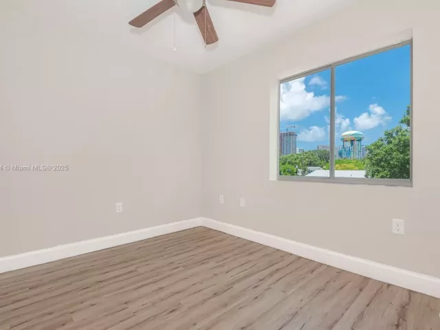 3-bedroom home for sale in Fort Lauderdale - 815 NW 3rd Ave - MondialRealty