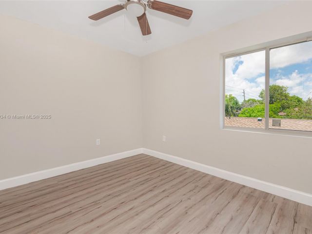 Home for sale at 815 NW 3rd Ave - photo 6171573