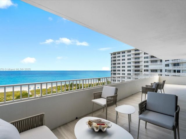 Apartment for rent  Unit #1001 - photo 6111118