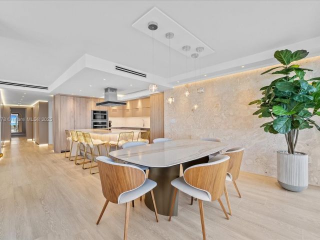 Apartment for rent  Unit #1001 - photo 6111126