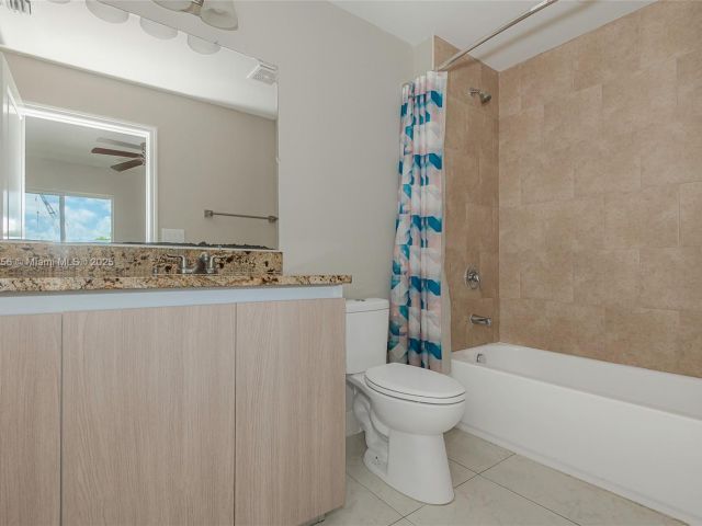 Home for sale at 811 NW 3rd Ave - photo 6174562