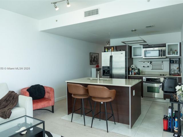 Apartment for rent  Unit #3003 - photo 6147853