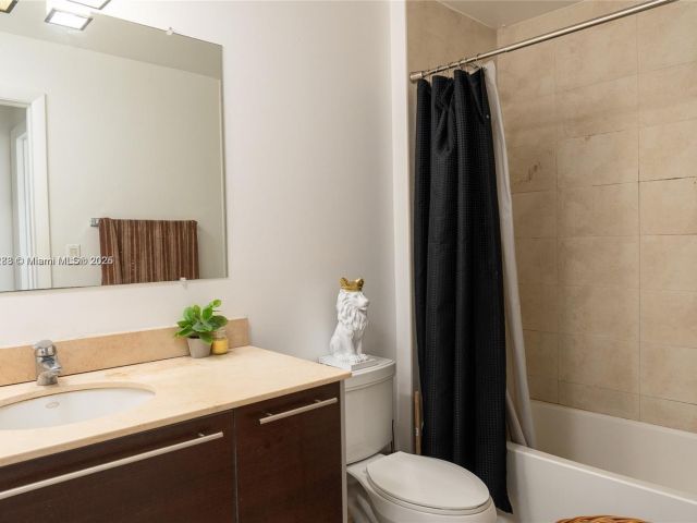 Apartment for rent  Unit #3003 - photo 6147854