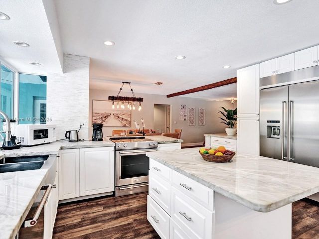 Home for sale at 1245 Wiley St - photo 6110940