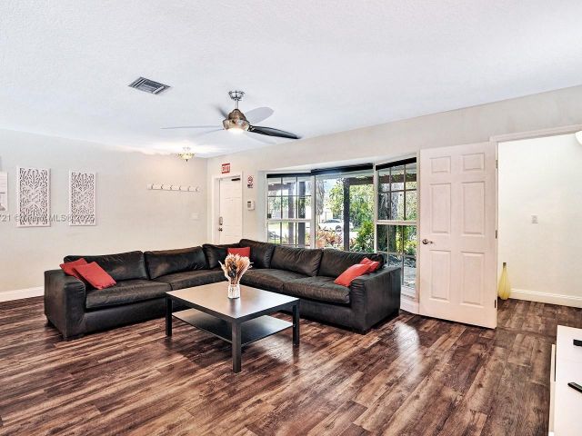 Home for sale at 1245 Wiley St - photo 6110948