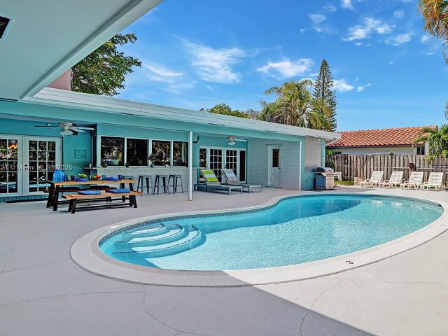 Home for sale at 1245 Wiley St - photo 6110955