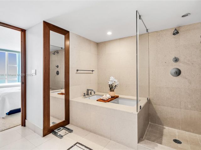 Apartment for sale  Unit #417 (404 Deed) - photo 6140071