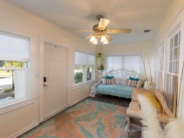 Home for rent at 435 56th Street - photo 6115592