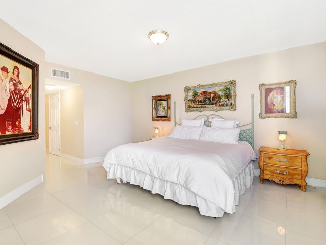 Apartment for sale  Unit #1906 - photo 6118219