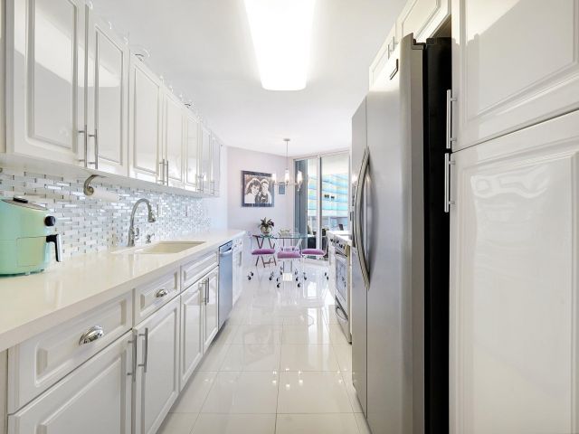 Apartment for sale  Unit #1906 - photo 6118221