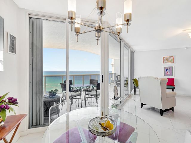 Apartment for sale  Unit #1906 - photo 6118225