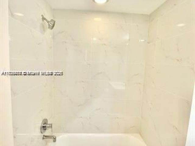 Apartment for sale  Unit #702 - photo 6112339