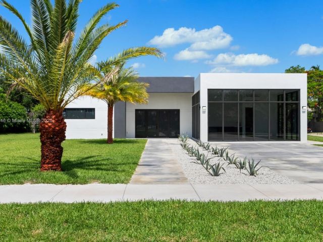 Home for sale at 29705 SW 187th Ave - photo 6111856